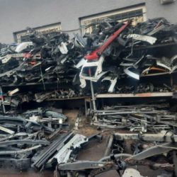 Travers Avant Et Arrière Toutes Marques De Voitures