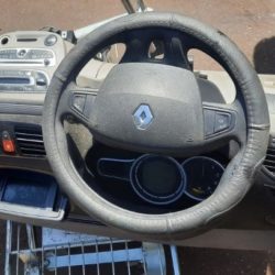 Tableau de bord Renault Megane 3 avec GPS année : 2009