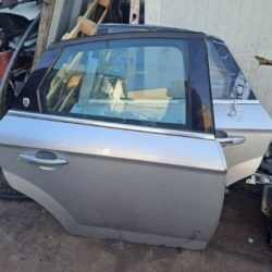 Porte avant+retroviseur et arrière ford mondeo année:2008