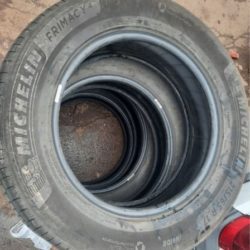 4 Pneus MICHELIN Référence : 215/65R17