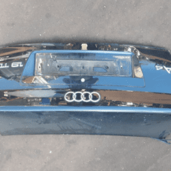 Ayant Audi a4 année : 2009