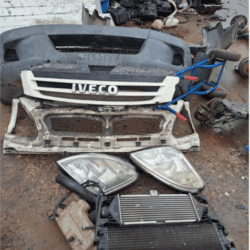 Face avant complet iveco