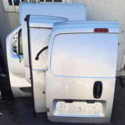 Porte Arrière Avant Gauche Droite et Latérale Citroën Nemo Année: 2009/2008