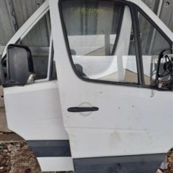 Porte Avant Sprinter + Rétroviseur Année : 2008