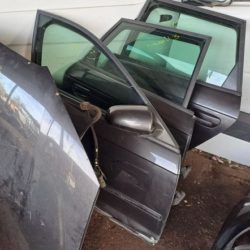 Porte Avant et Arrière + Capot Audi A3 Année : 2006