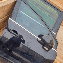 Porte avant et arrière , capot plus hayont