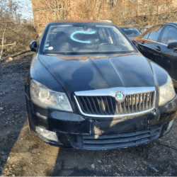 Toute Pièce Scoda Octavia 1.6 TDI année : 2012 référence Moteur: CAYC