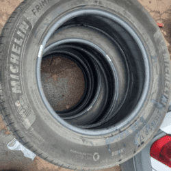 4 Pneus Michelin Reference : 215/65R17