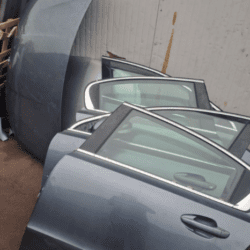 Porte avant et arrière + retroviseur et capot Peugeot 508 année:2013